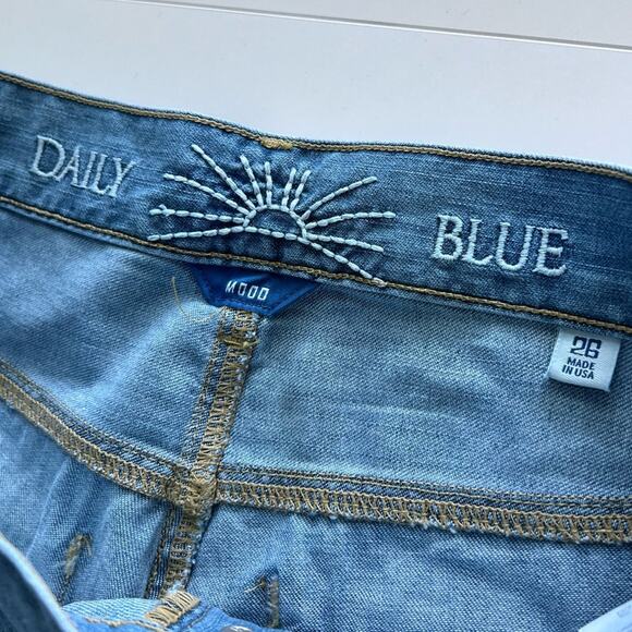 NWT $319 DAILY BLUE by ADRIANO GOLDSCHMIED MOOD relaxed straight jeans 26 - Picture 4 of 9